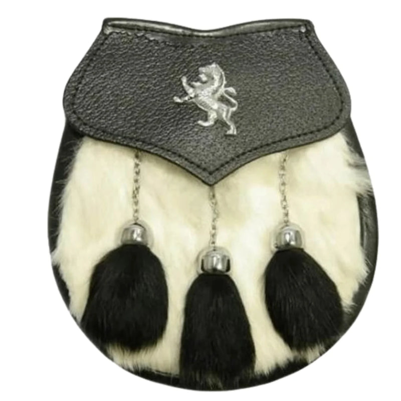 Semi Dress White-Black Rabbit Fur Lion Crest Sporran