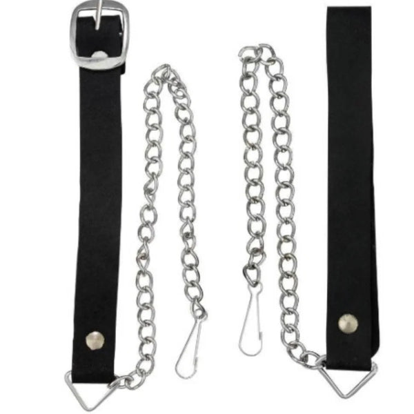 Black Leather Sporran With Thistle Emblem